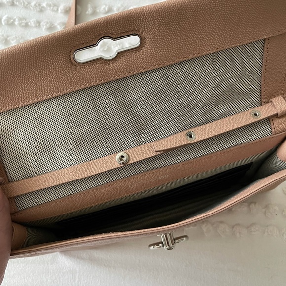 Rebecca Minkoff 🤍 Blush Wallet on a Chain - Picture 3 of 7